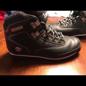 Wool and leather Timberland boots